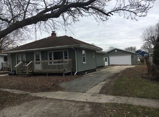 221 S Lincoln Ave, Ladd, IL 61329