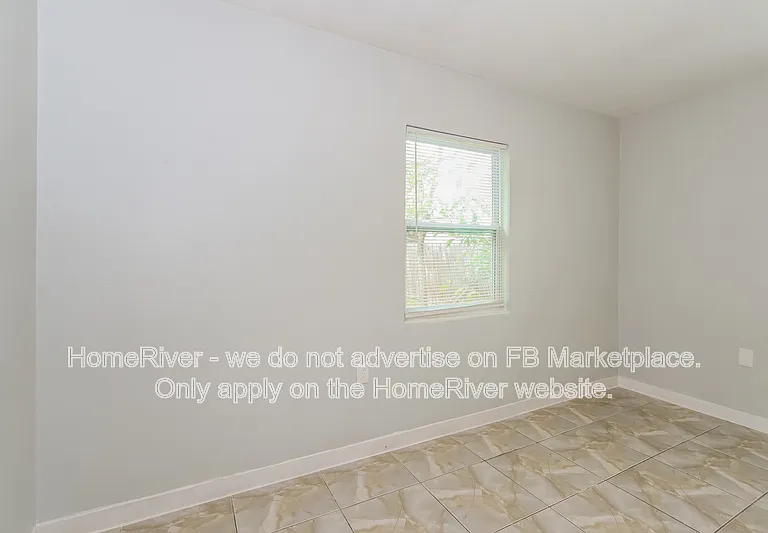 5809 Michigan Ave — Photo 10