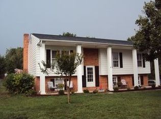 4329 Cordell Dr, Roanoke, VA 24018