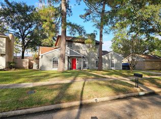 14822 Cedar Point Dr, Houston, TX 77070