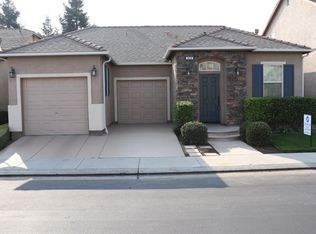 624 W Fontaine Ln, Clovis, CA