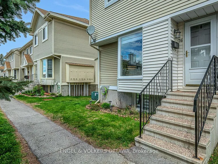 76 McDermot Ct #22 — Photo 2