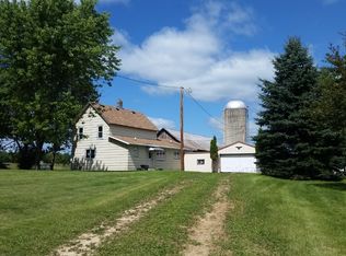 W13850 Deer Ln, Tigerton, WI 54486