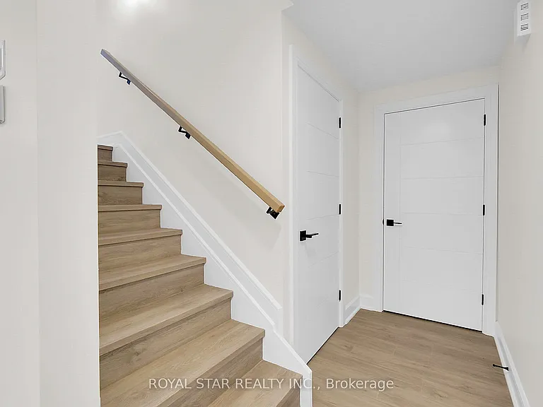 547 Mutual St #BASEMENT — Photo 6