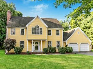 8 Taylor Ct, Ridgefield, CT 06877