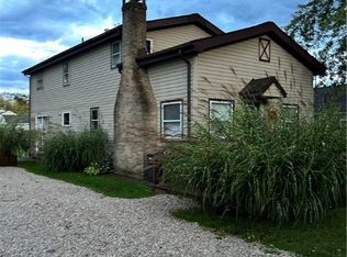 4940 Golfview Dr, Geneva, OH 44041