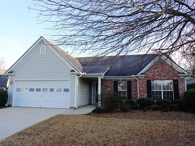 3 bed, 2.0 bath, 1453 sqft, $2,250 — Photo 1