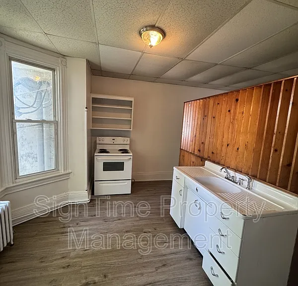 38 E Franklin St #4 — Photo 13