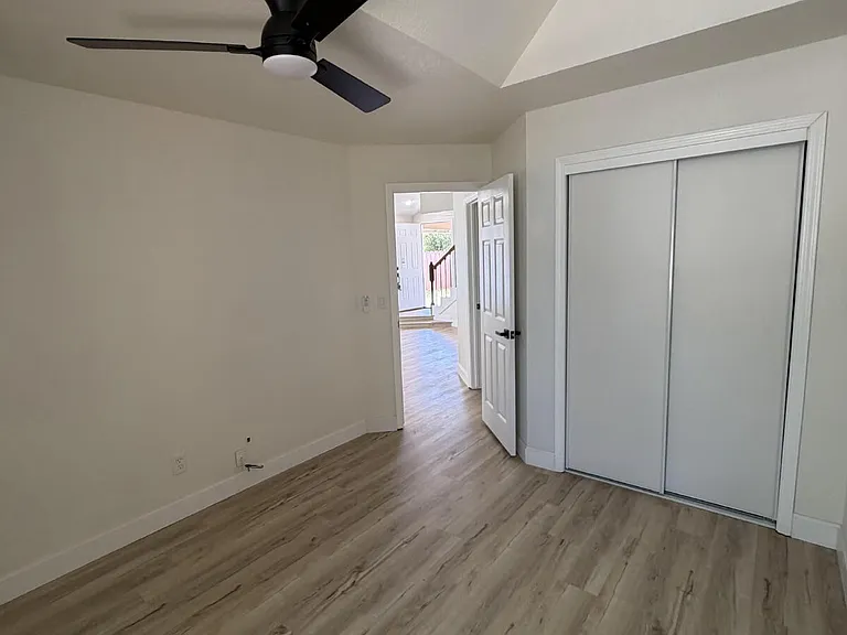 1031 Silver Elm Ct — Photo 5