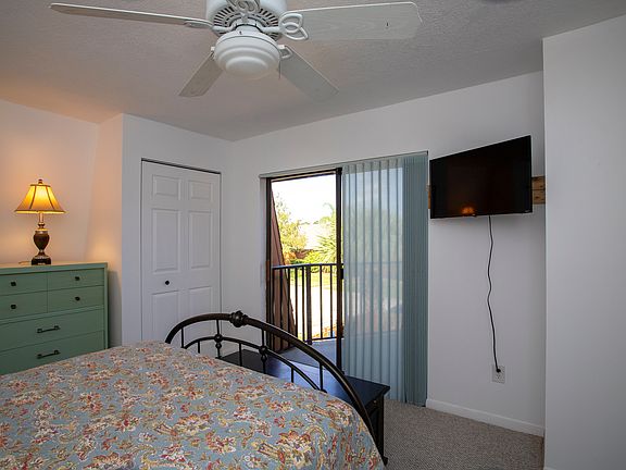 3rd image of 36 Cedar Dunes Dr