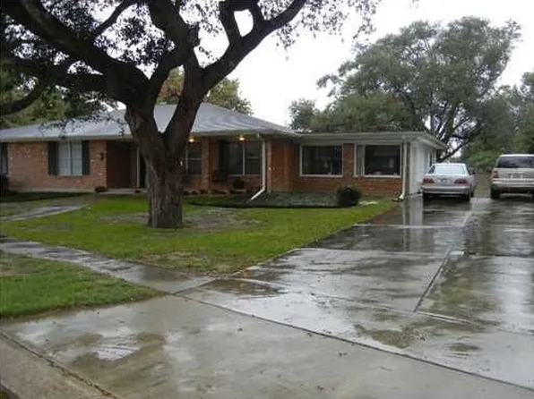 5511 Meadowdale St, Metairie, LA 70003