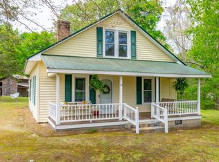 489 Purvis Farm Rd, Robbins, NC 27325