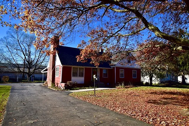 331 Uhler Ave photo 1