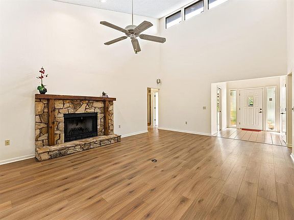5th image of 4513 Friar Tuck Ln