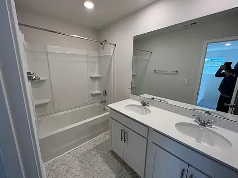 2148 Vanderlyn St — Photo 21