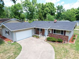 2216 S Mayfair Ave, Springfield, MO 65804