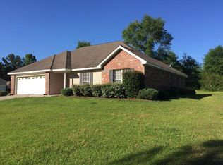 6 Hunters Way, Hattiesburg, MS 39402