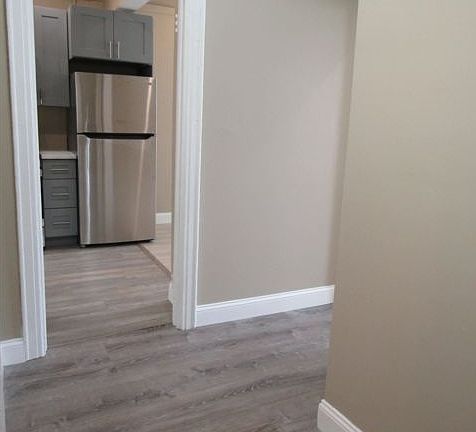 3rd image of 24404 Jericho Tpke