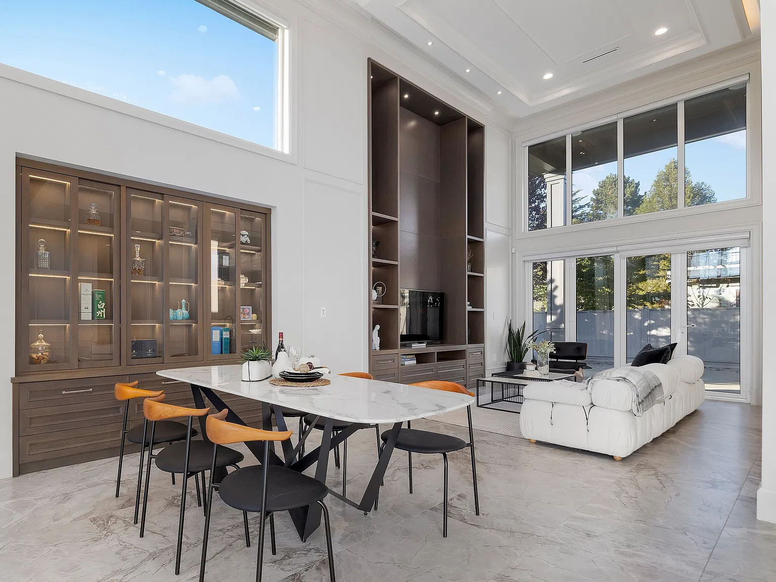 5 bed, 5.5 bath, 3535 sqft, $8,000 — Photo 4