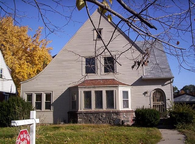 1st image of 13994 Abington Ave