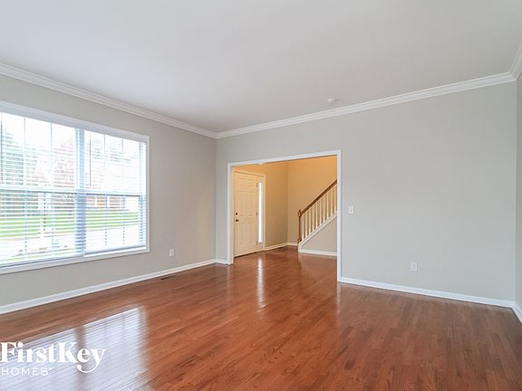 3rd image of 6605 Ivystone Dr