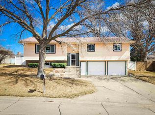 1206 Kansas St, Norfolk, NE 68701