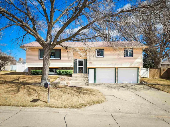 1206 Kansas St, Norfolk, NE 68701