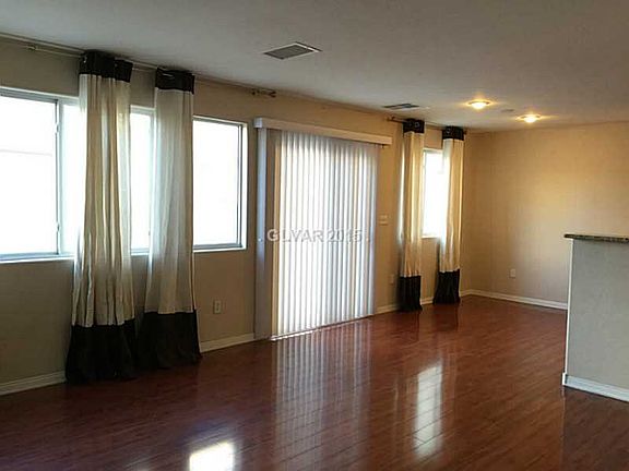 2nd image of 6069 Conroe Ct