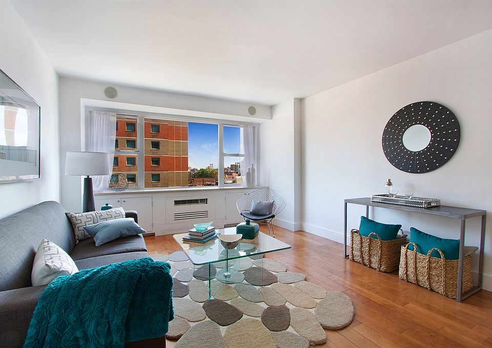 1st image of 115 E 9th St APT 9D