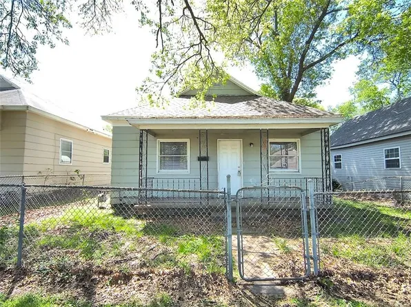 612 E 10th St, Pittsburg, KS 66762