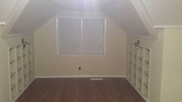 2719 Torrington Ave — Photo 6
