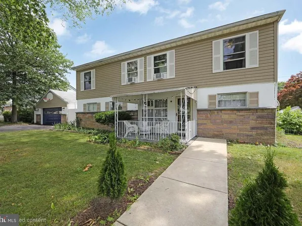 (undisclosed Address), Holmes, PA 19043