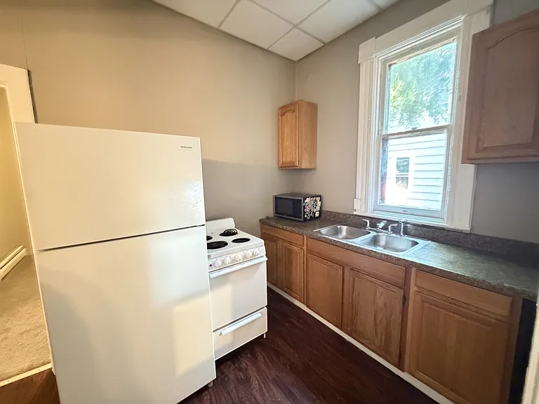 103 Genesee St #1C — Photo 5