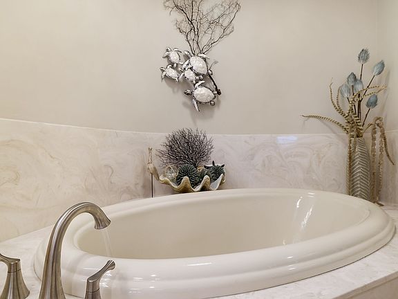 5th image of 5706 Cape Harbour Dr APT 110