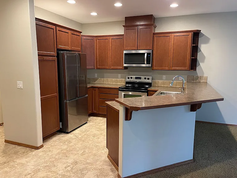18827 43rd Dr NE #1 & 2 — Photo 4