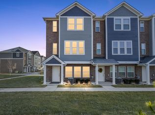 5922 Square Lake Ct, Troy, MI 48085