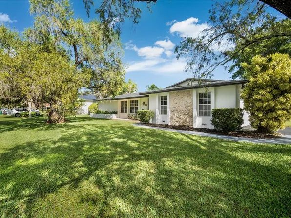 17191 SW 86th Ave, Palmetto Bay, FL 33157