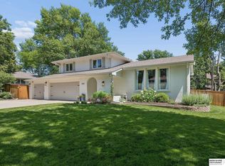 1007 S 218th St, Elkhorn, NE 68022