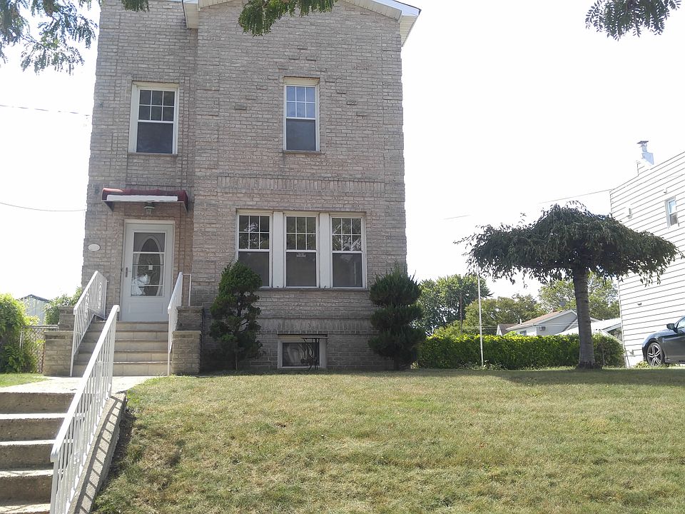 1st image of 260 Liberty Ave