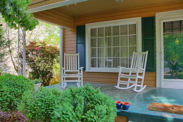 2603 Chapel Hill Rd — Photo 2
