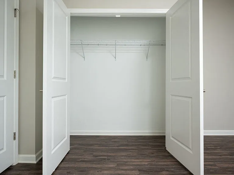 Forest Hill Villas Apartment Homes — Photo 12