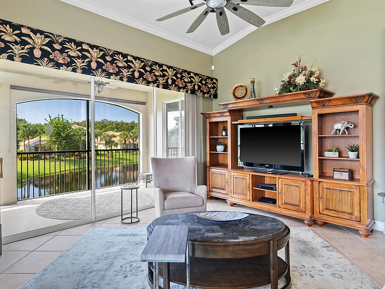 12021 Brassie Cir #201 — Photo 29