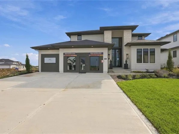 17601 Knox St, Overland Park, KS 66221