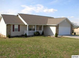 128 Green Pasture Ln, Sevierville, TN 37876