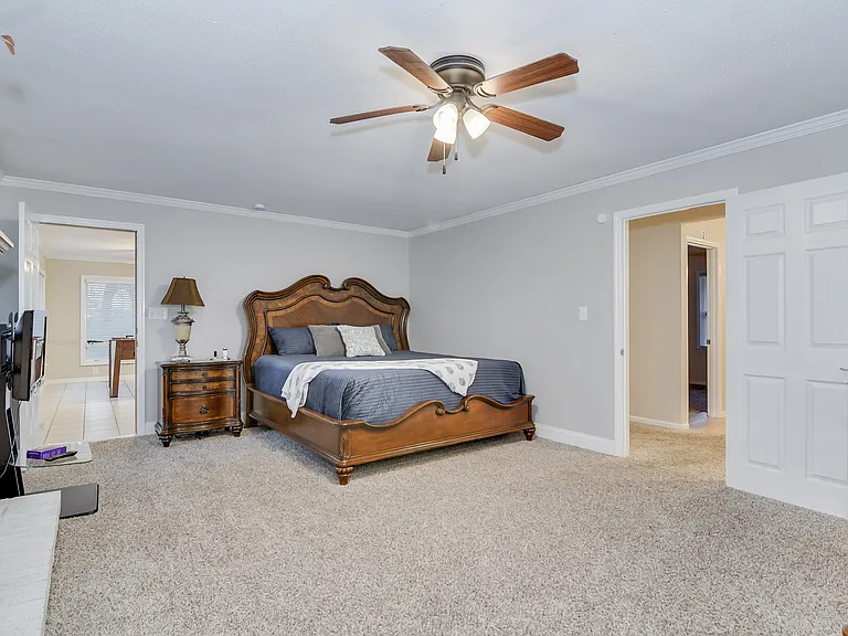 2415 Apricot Ln — Photo 19