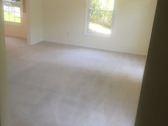 5th image of 488 Bottesford Ct