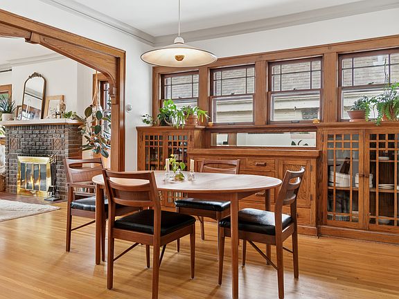 3rd image of 3436 Pillsbury Ave #2