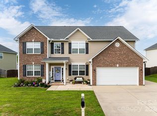 227 Roanoke Rd, Fletcher, NC 28732