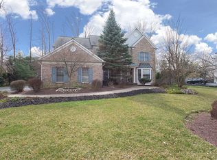 5 Warren Ave, Green Brook Township, NJ 08812