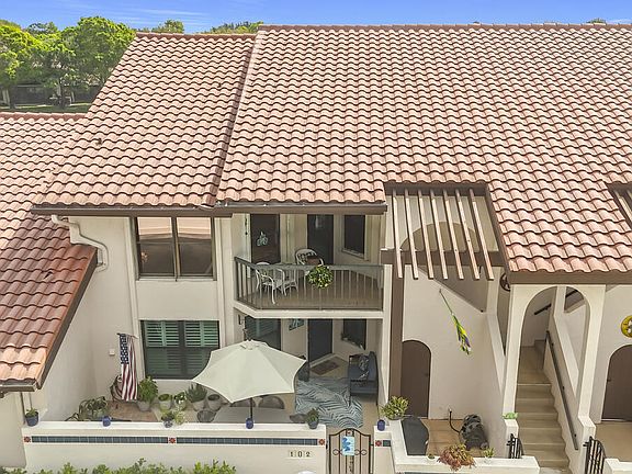 2nd image of 3410 SE Martinique Trace #102